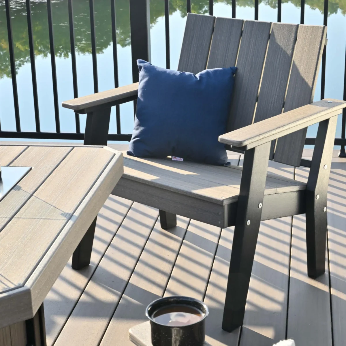 Urban Chat Chair